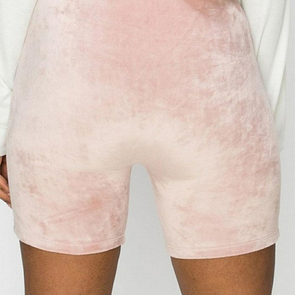 High waisted velvet biker shorts - Picture 2 of 2